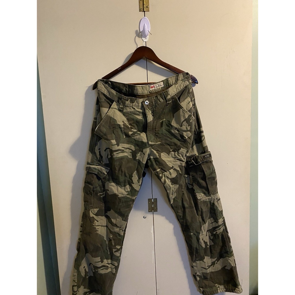 Wrangler Camo Cargo Pants Mens 32x32 Green Relaxed Straight Military Hunting